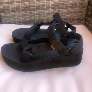 Black Platform TEVA Size 9. Only worn a few times.